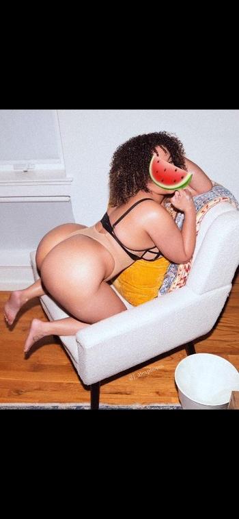 ALEXIS, 26  female escort, Lawton